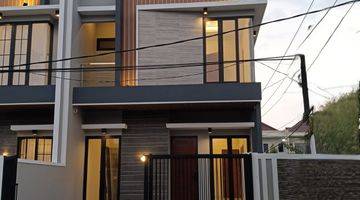 Gambar 1 Rumah Model Scandinavian Mewah Area Sutorejo Dekat Pakuwon City