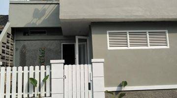 Gambar 2 Rumah Hook, Gaya Farmhouse, 2 Lantai, Griya Loka Bsd City