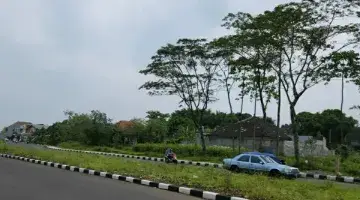 Gambar 3 Tanah di malang