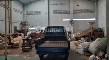 Gambar 3 Rumah Dan Gudang Nyaman Lokasi Dekat Manahan Solo