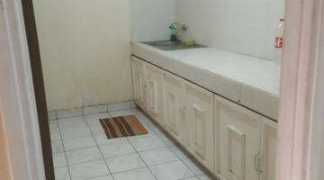 Gambar 3 Rumah 2 Lantai Semi Furnished di Lippo Cikarang Jawa Barat, Cikarang