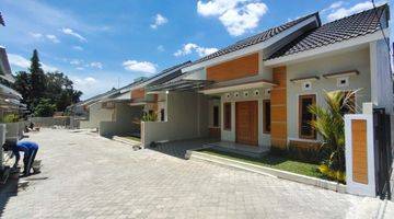 Gambar 2 Rumah Cantik Dalam Cluster Di Maguwo 