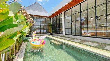 Gambar 1 Villa Modern Minimalis Munggu Tabanan Bali