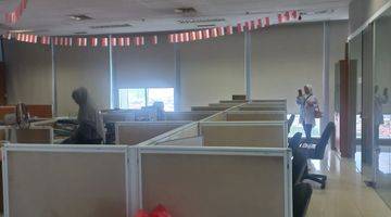 Gambar 3 Kantor Furnish Bagus Kelapa Gading