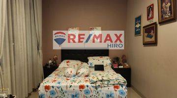 Gambar 4 Dijual Rumah Fill Furnished 2lt Samping Kolam Renang Di Dalam Cluster Di Galaxi Bekasi