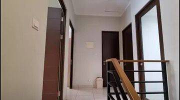 Gambar 4 Jual Rumah Semi Furnish Di Cluster Burgundy, Summarecon Bekasi