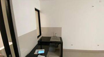 Gambar 4 Disewakan Rumah 2 Lantai Semi Furnished Bagus, Virginia Village Gading Serpong