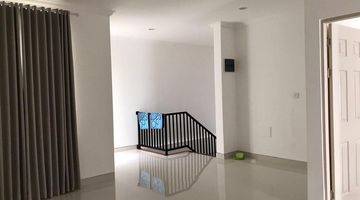 foto lainnya rumah modern minimalis di pusat