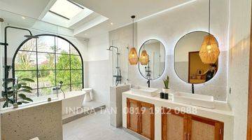 Gambar 4 Freehold Brand New Mediterranean Villa In Tumbak Bayuh, Bali