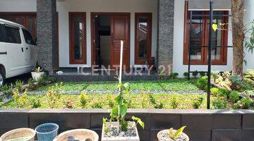 Gambar 1 Dijual Rumah Bagus  Dekat Sektor 3A  Siap Huni  Di Bintaro  