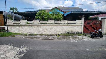 Gambar 1 Kertajaya Indah, Rumah 3 lantai, split level