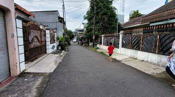 Gambar 4 Rumah di Jalan Masuk Menuju Pintu Belakang Rcti Kebun Jeruk