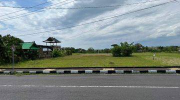 Gambar 4 Tanah dijalan utama pantai tanah lot kediri tabanan bali