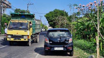 Gambar 4 Tanah Dijalan Utama Waribang Kesiman Denpasar Timur