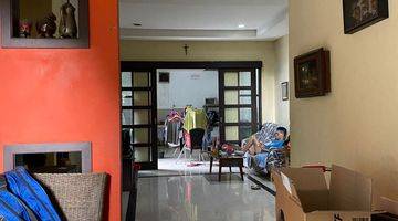 Gambar 3 Rumah 2 Lantai Bagus Unfurnished SHM di Cluster Flamboyan Alam Sutera, Tangerang