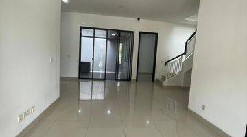 Gambar 5 Dijual Cepat Rumah Cakep Cluster Illustria The Eminent Bsd