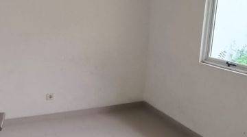 kamar tidur jual cepat rumah di suvarna