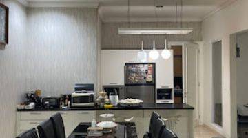 ruang makan dijual rumah cantik di cluster