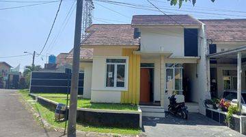 Gambar 3 Dijual Rumah 1Lt, dlm Komplek. Dijual Dengan Kondisi Apa Adanya.