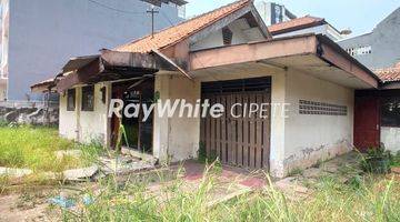 Gambar 3 Rumah Butuh Renovasi SHM di cipete cilandak