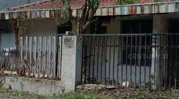 Gambar 2 Rumah 1 Lantai Hitung Tanah Kosong Di Komplek Kopo Permai