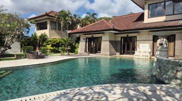 Gambar 1 Land Bonus Villa Compound For Sale In Heart Of Seminyak.