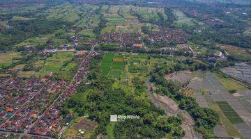 Gambar 1 Tanah di Jalan Raya By Pass Ida Bagus Mantra, Klungkung, Bali