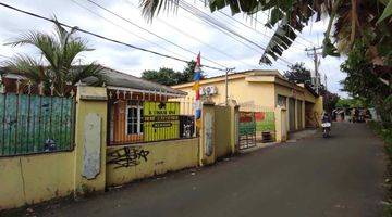 Gambar 1 rumah tua 1lantai di jalan keadlian rangkapan jaya depok 