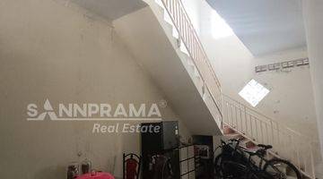 Gambar 5 Rumah Second Hook Dalam Perumahan Puri Depok Pancoran Mas Depok