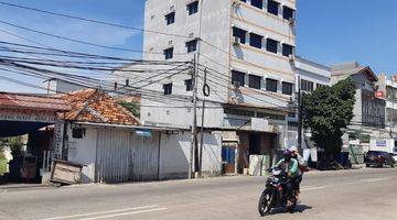 Gambar 1 Rumah Tua di Teluk Gong Raya, Jakarta Utara Hitung Tanah