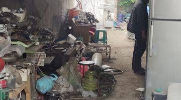 Gambar 2 Rumah Tua di Teluk Gong Raya, Jakarta Utara Hitung Tanah