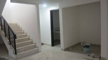 Gambar 3 Ruko 4.5 Lantai di Foresta Business Loft 5 ( FBL 5 ) BSD