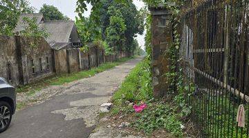 Gambar 4 Tanah Luas di Dekat Air Terjun Curug Nangka Bogor