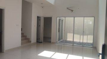 Gambar 2 Dijual murah rumah 8x15 di The Riviera at Puri 2 Lantai