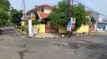 Gambar 4 Rumah 2 Lantai Hook Jalan Lebar Daerah Puspo Dkt Siliwangi Pamularsih Semarang Barat