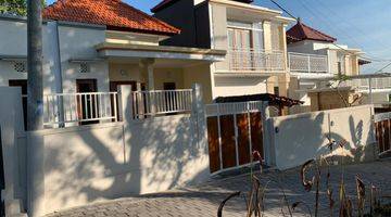 Gambar 1 Vila Modern Tumbak Bayuh Cepaka Full Furnisshed