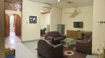 Gambar 2 House For Sale In Kebayoran Area, Classic And Quite Area