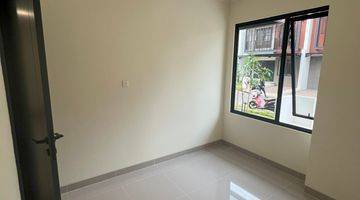 Gambar 4 Rumah Cluster Leonora Termurah, Symphonia Gading Serpong, Rumah Baru, 3 Lantai, Konsep Attic, Dekat Club House, Turun Harga