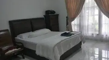 Gambar 2 Rumah Asri + Paviliun Kost