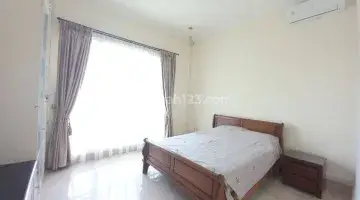 Gambar 3 Rumah Tinggal Disewakan Tipe 5 BR Kemang Jakarta Selatan