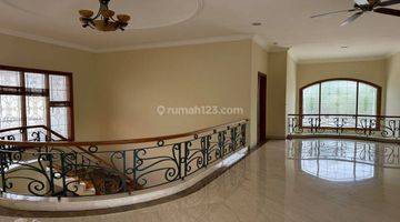 Gambar 2 Rumah Modern Disewakan Tipe 5 BR Pondok Indah Jakarta Selatan