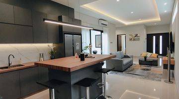 Gambar 4 Rumah Baru Design Industrial Posisi Hook Di Kencana Loka Bsd