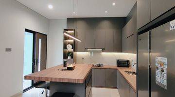 Gambar 5 Rumah Baru Design Industrial Posisi Hook Di Kencana Loka Bsd