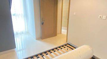 Gambar 4 Apartemen Taman Anggrek Residence 2 Kamar Tidur Bagus Furnished