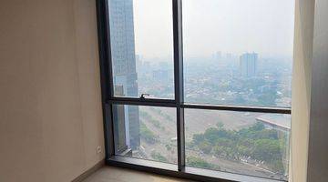 Gambar 4 Apartemen Menara Jakarta 3 Kamar Tidur Bagus Unfurnished