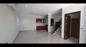 Gambar 5 Disewakan Rumah Semi Furnished Di Alegria Park