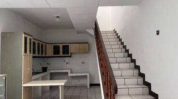 Gambar 5 Rumah 2 Lantai Bagus Unfurnished SHM di Kopo Elok , Bandung