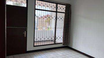 Gambar 2 Rumah 2 Lantai Bagus Unfurnished SHM di Kopo Elok , Bandung