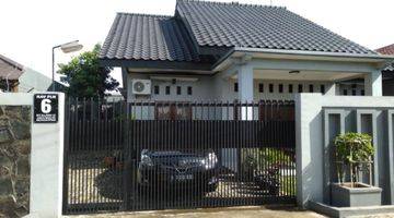 Gambar 1 Di Jual Rumah Cantik Dengan Pavilion Langsung Huni