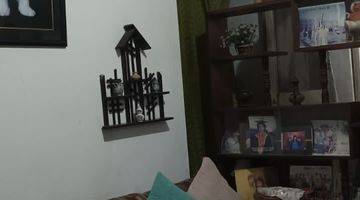 Gambar 5 Rumah dijual cepat di Wisma Tropodo harga miring